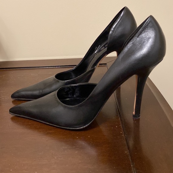 Aldo Black Pumps Size 9 (39) - Picture 2 of 3